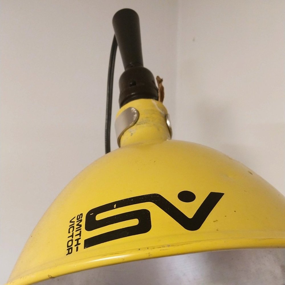 Smith Victor vintage photography lighting and tripod. 12" directional cone